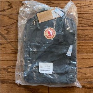 Fjallraven kanken graphite backpack